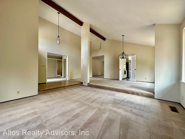 Building Photo - 4 br, 2 bath House - 39 Nugget Place