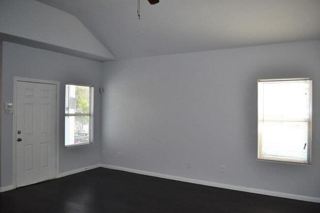 Building Photo - 3710 Wylie St