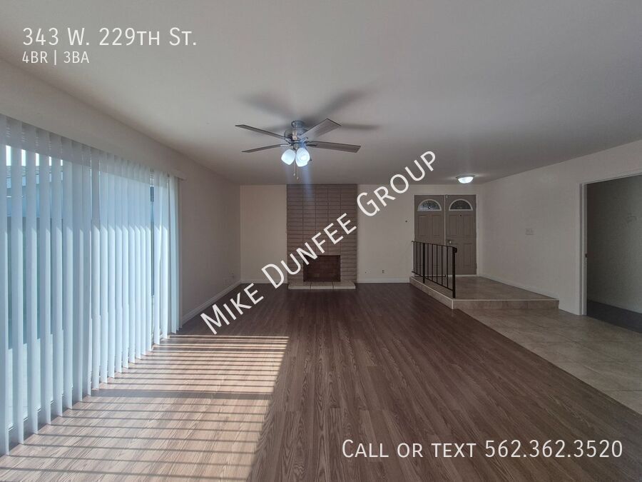 Photo - 343 W. 229th St.-