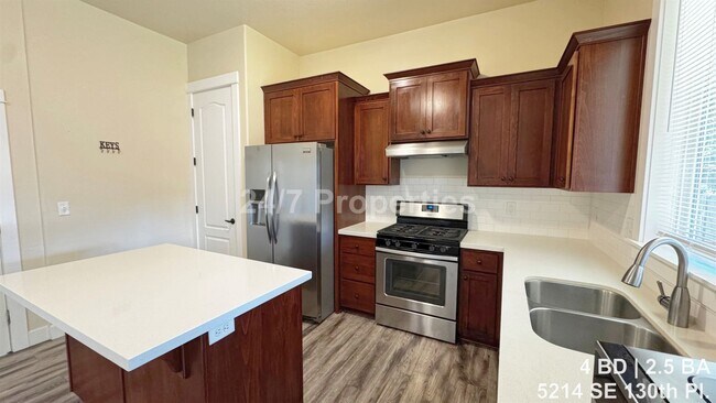 Foto del edificio - Charming 4 BD | 2.5 BA Home w/ Large Yard - Powellhurst-Gilbert