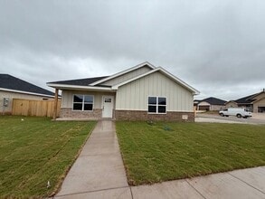 Building Photo - 7035 Glen Abbey Rd