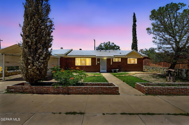 Building Photo - 5709 Hemmingway Dr