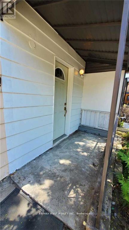 Building Photo - B - 66 DAGMAR Ave