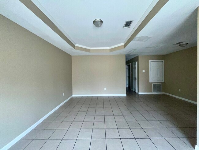 Photo - 9724 El Scott Ave House