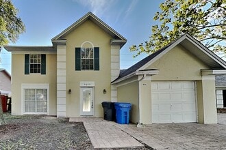 Building Photo - 4609 Cabbage Palm Dr