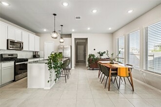 Building Photo - 20751 Wilde Redbud Trl