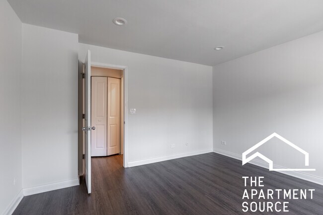 Foto del edificio - 6970 N Sheridan Rd