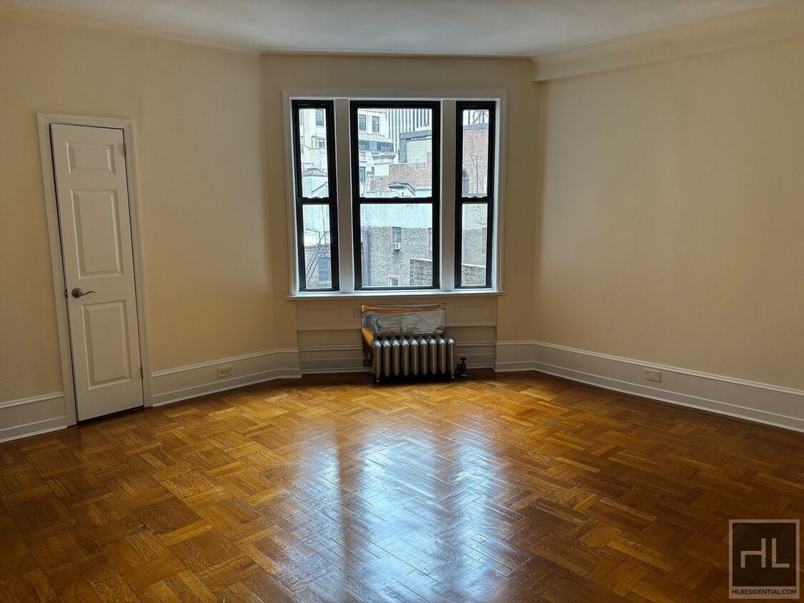 Primary Photo - West 55th Street