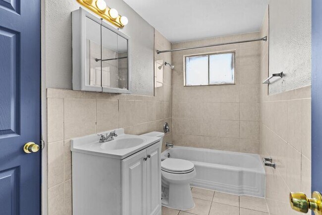 Building Photo - 1026 Wild Cherry Ln