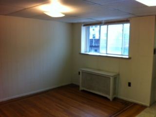 Building Photo - 3 br, 1 bath House - 3327 Ainslie Street