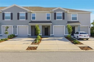 Building Photo - 17534 Crescent Moon Lp