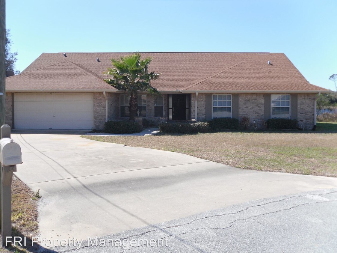 1351 Skylark Ct, Deltona, FL 32725 Condo for Rent in Deltona, FL