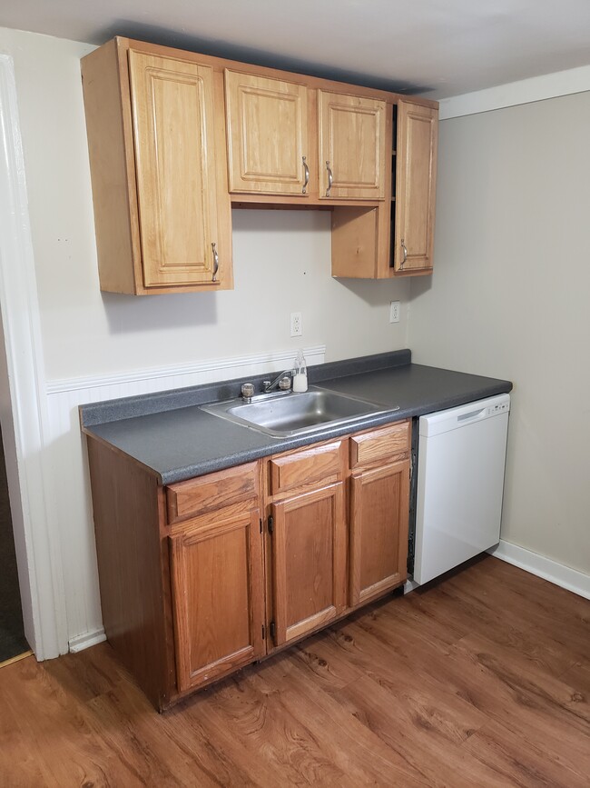 Kitchen - 726 1st St