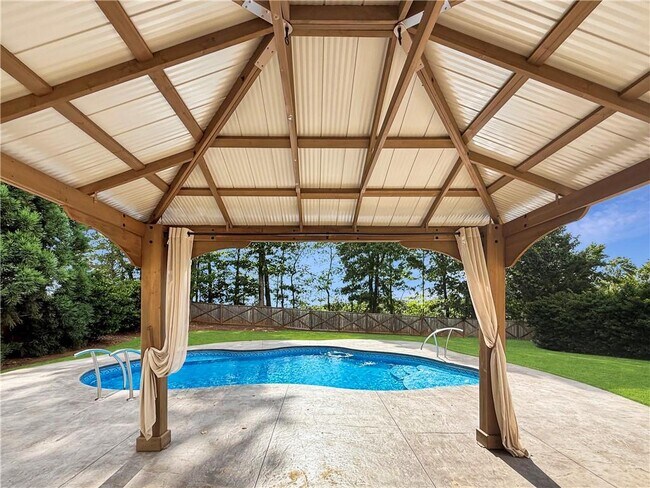 Foto del edificio - 5910 Westcroft Ln