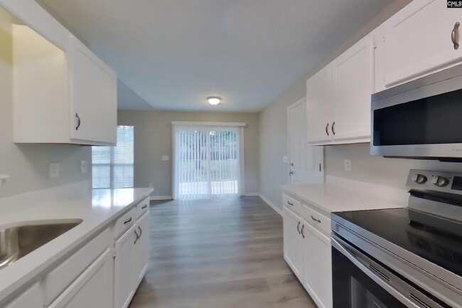 Building Photo - 127 Wenlock Cir