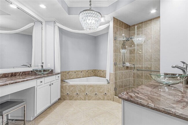 Foto del edificio - 2104 W First St