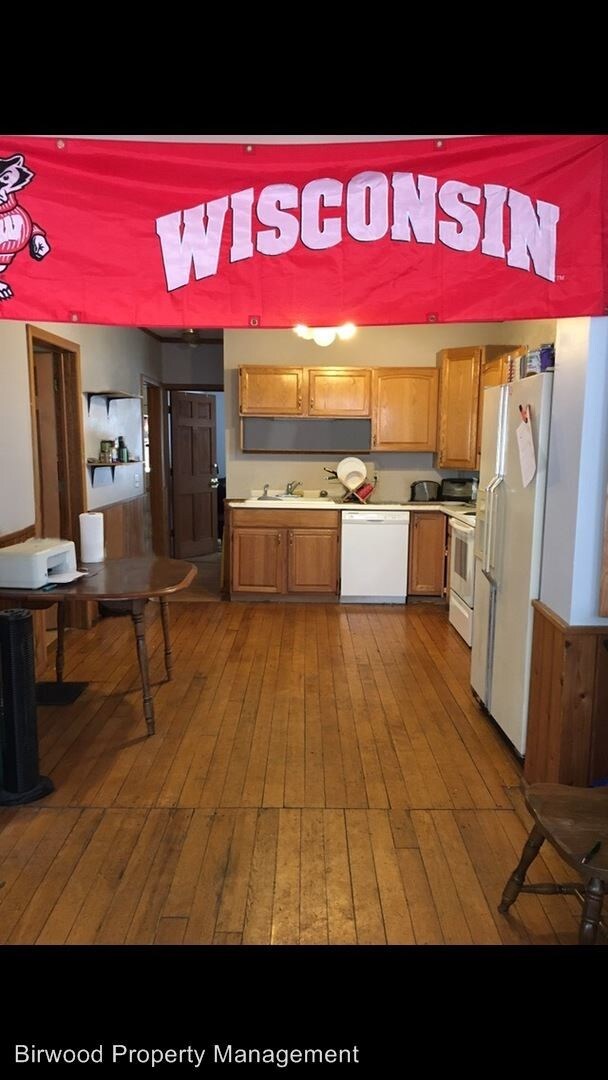 Foto del edificio - 7 br, 2 bath Apartment - 119 N. Bassett St.