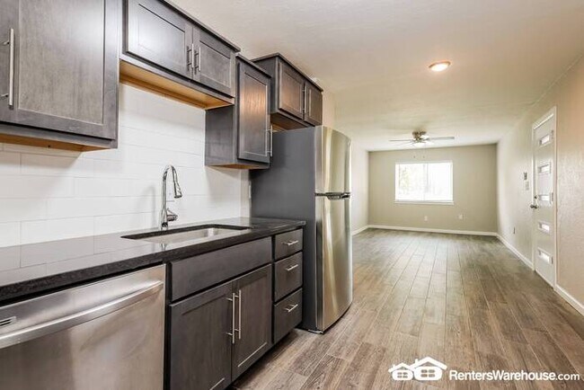 Building Photo - Renovated 4bed 1.5bath house in Edmond