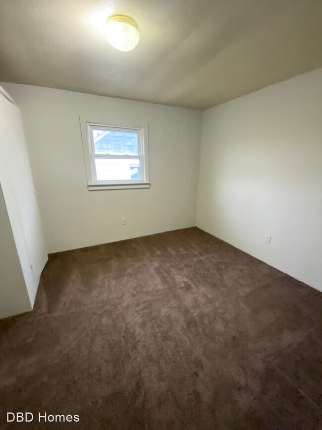 Building Photo - 3 br, 1 bath House - 2918 Reynolds