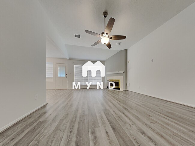 Foto del edificio - 22507 Willow Branch Ln