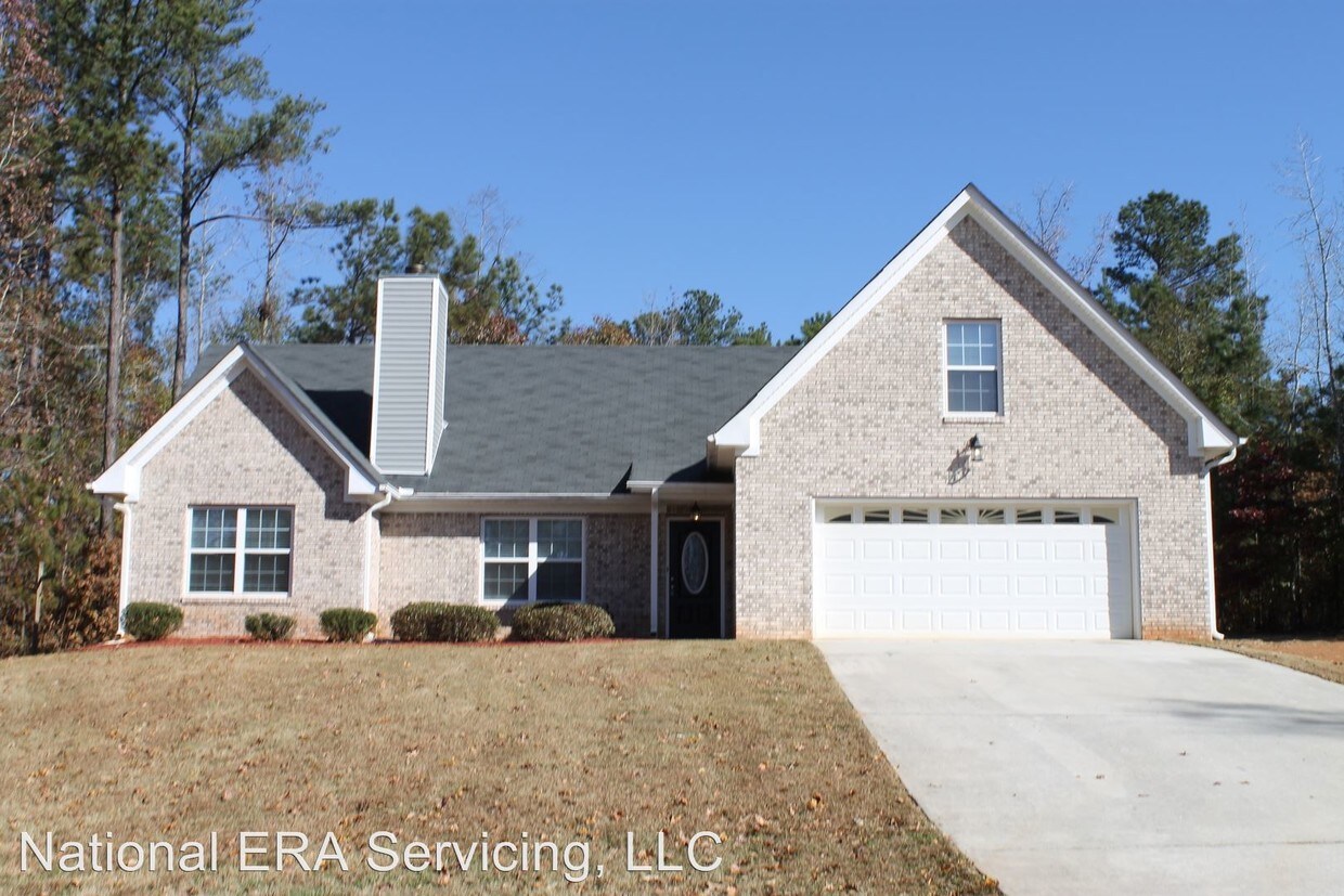 Primary Photo - 4 br, 2 bath House - 70 Chapman Way (retail)
