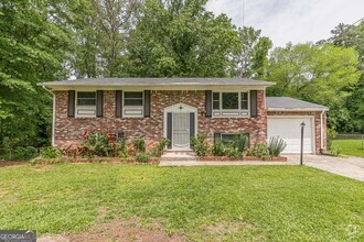 Building Photo - 1435 Cedar Creek Ln