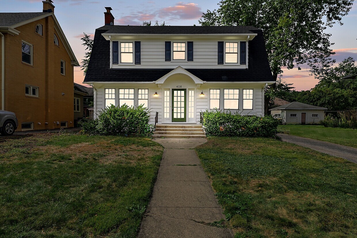 Primary Photo - 408 S Kensington Ave