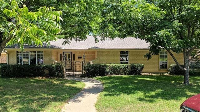 Foto principal - 1701 Westside Dr
