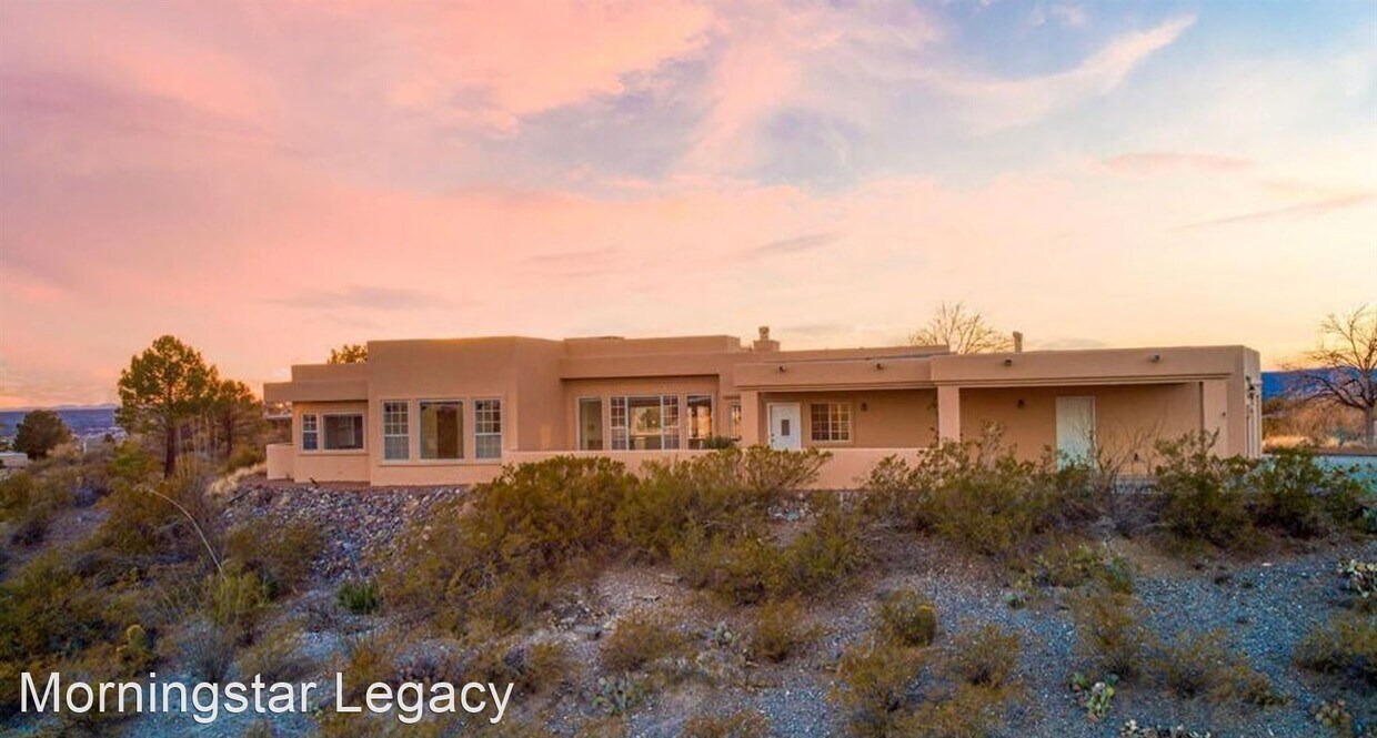 Primary Photo - 4 br, 2 bath House - 3205 Majestic Ridge