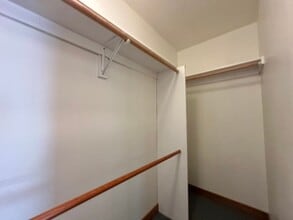 Building Photo - 15708 Rayen St