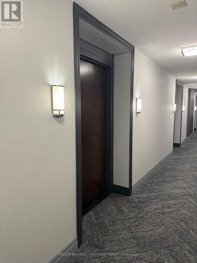 Photo du bâtiment - 27 Rean Dr