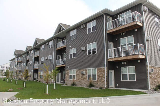 Building Photo - Studio, 1 bath Apartment - Burlington Apar...