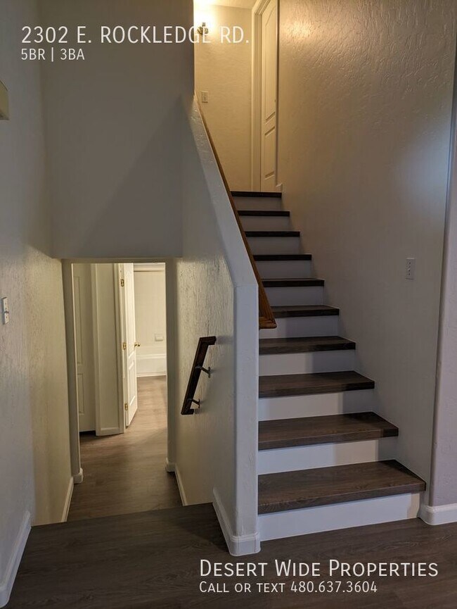 Building Photo - Amazing 5 bed, 3 bath home located near Ra...