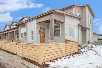 Building Photo - 4860 Denys Dr.