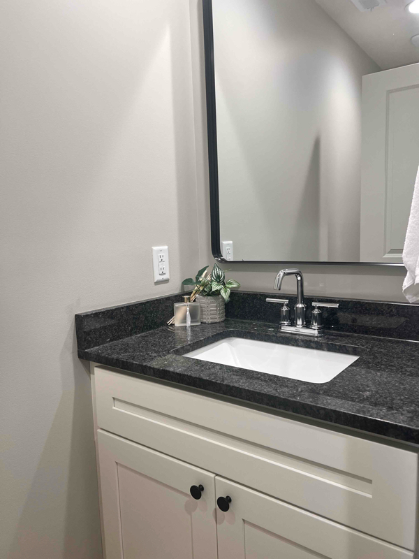 Foto del edificio - 4809 Apple Hill Ln