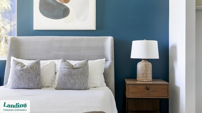 Foto del edificio - 10000 W Missouri Ave