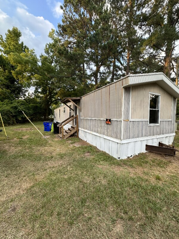 200 Scrimon St, Elizabethtown, NC 28337 House Rental in Elizabethtown