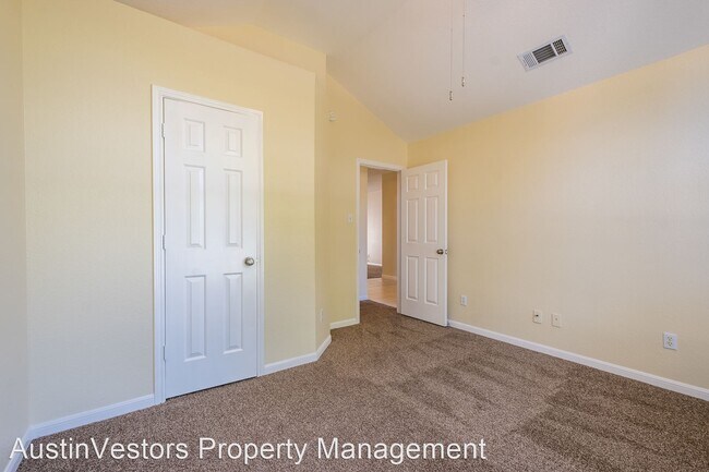 Building Photo - 3 br, 2 bath House - 125 Rosemary Cv