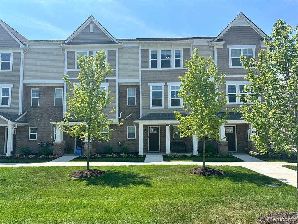 127 Monument Ln, Wixom, MI 48393 Condo for Rent in Wixom, MI