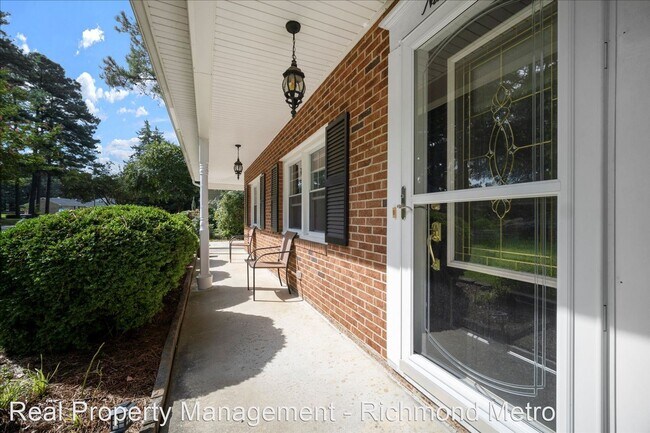 Foto del edificio - 2 br, 1 bath House - 900 Smithfield Avenue