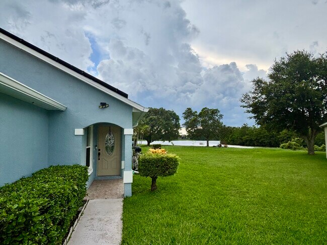 Foto del edificio - 4813 Fort Lee Ct