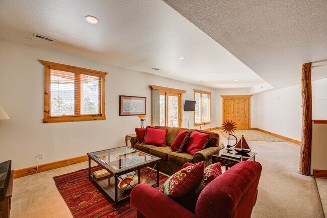 Building Photo - 24366 Cody Park Rd