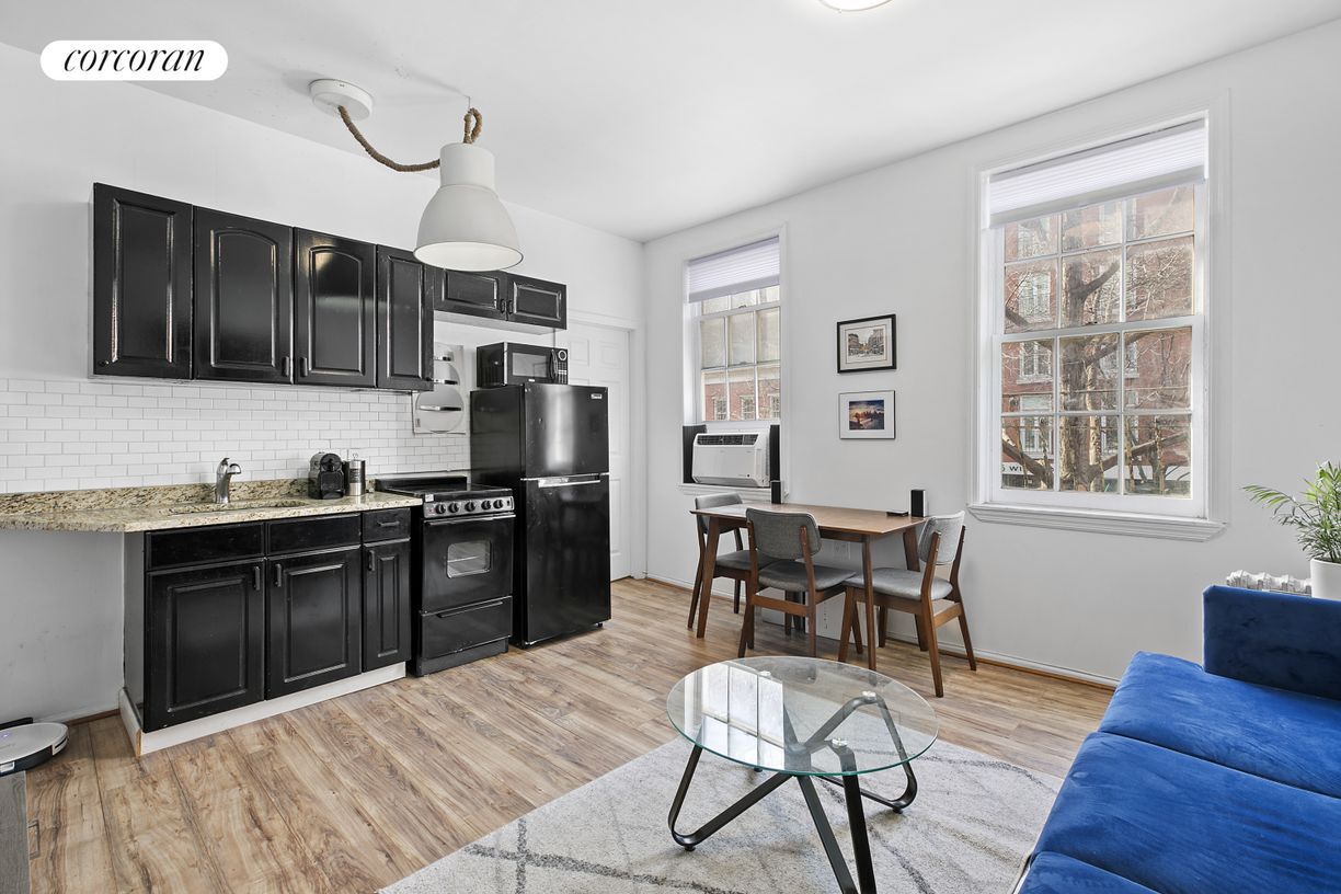 Foto principal - 516 Hudson St