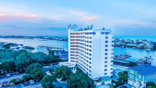 Foto del edificio - 1080 St Joseph St