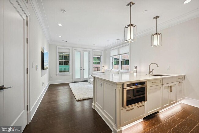 Foto del edificio - 1108 16th St NW