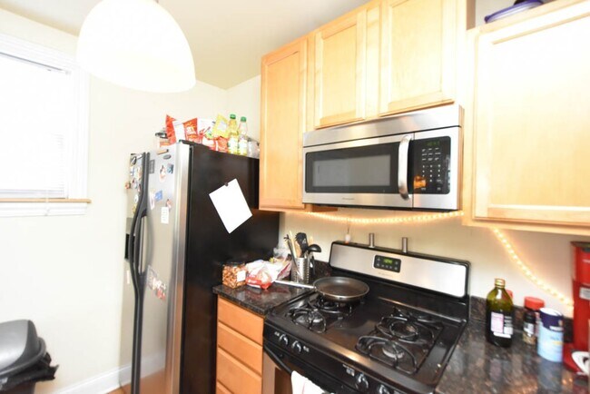 Foto del edificio - 1736 W Altgeld St