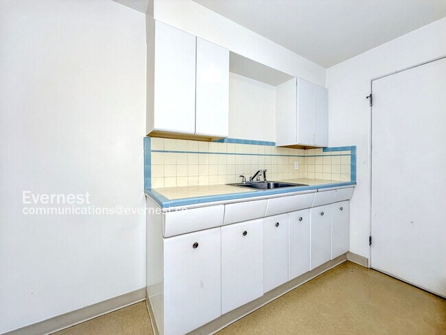 Foto del edificio - 4709 40th Ave NE