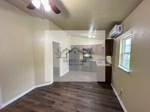 Building Photo - 358 Brighton Oaks Dr