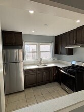 Building Photo - 8933 Elizabeth Ave