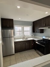 Building Photo - 8933 Elizabeth Ave